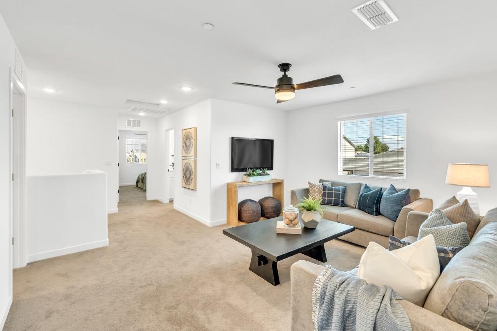 Coal_Creek_Way_Rancho_Cordova_9