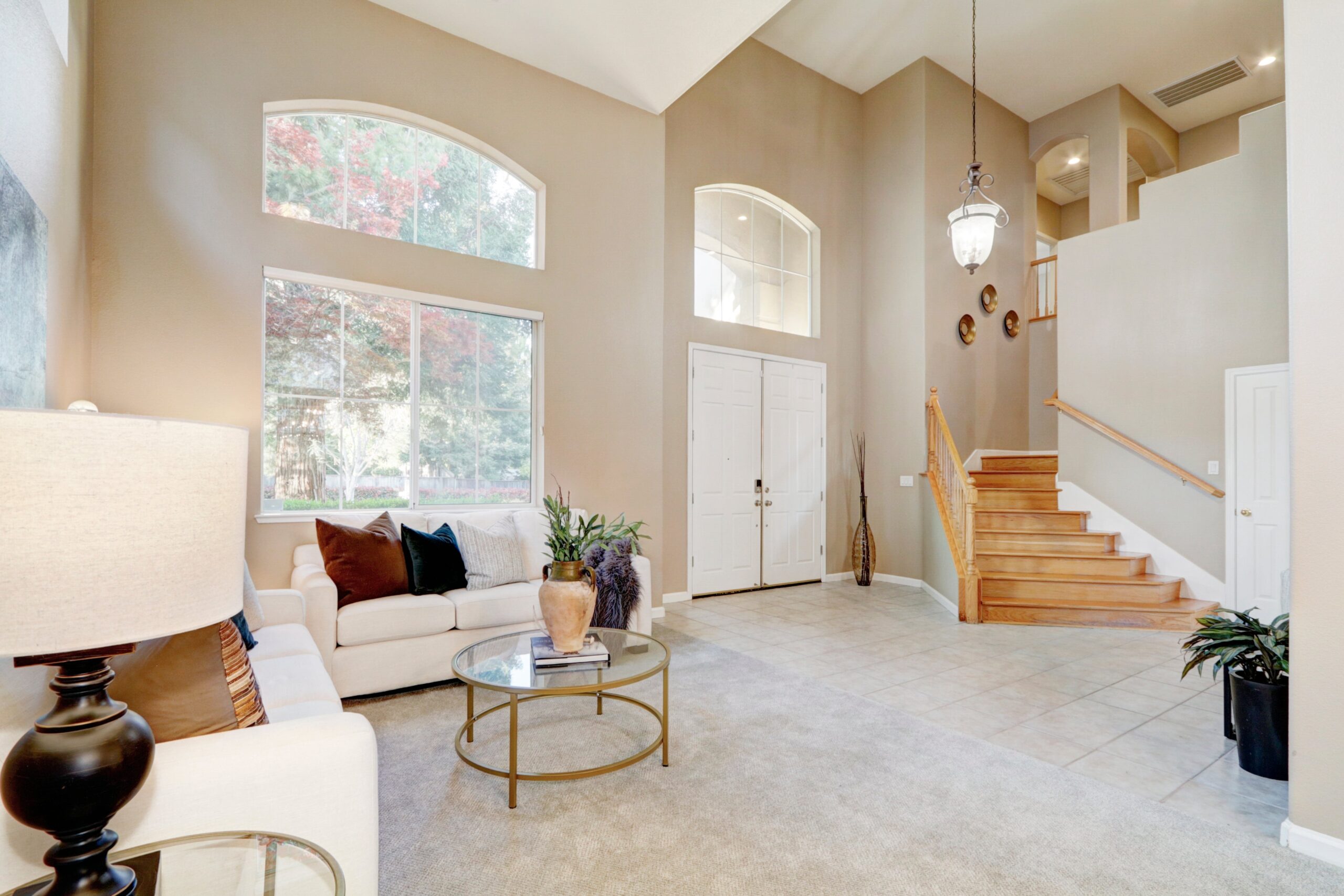 Danielle_Dr_Roseville_17