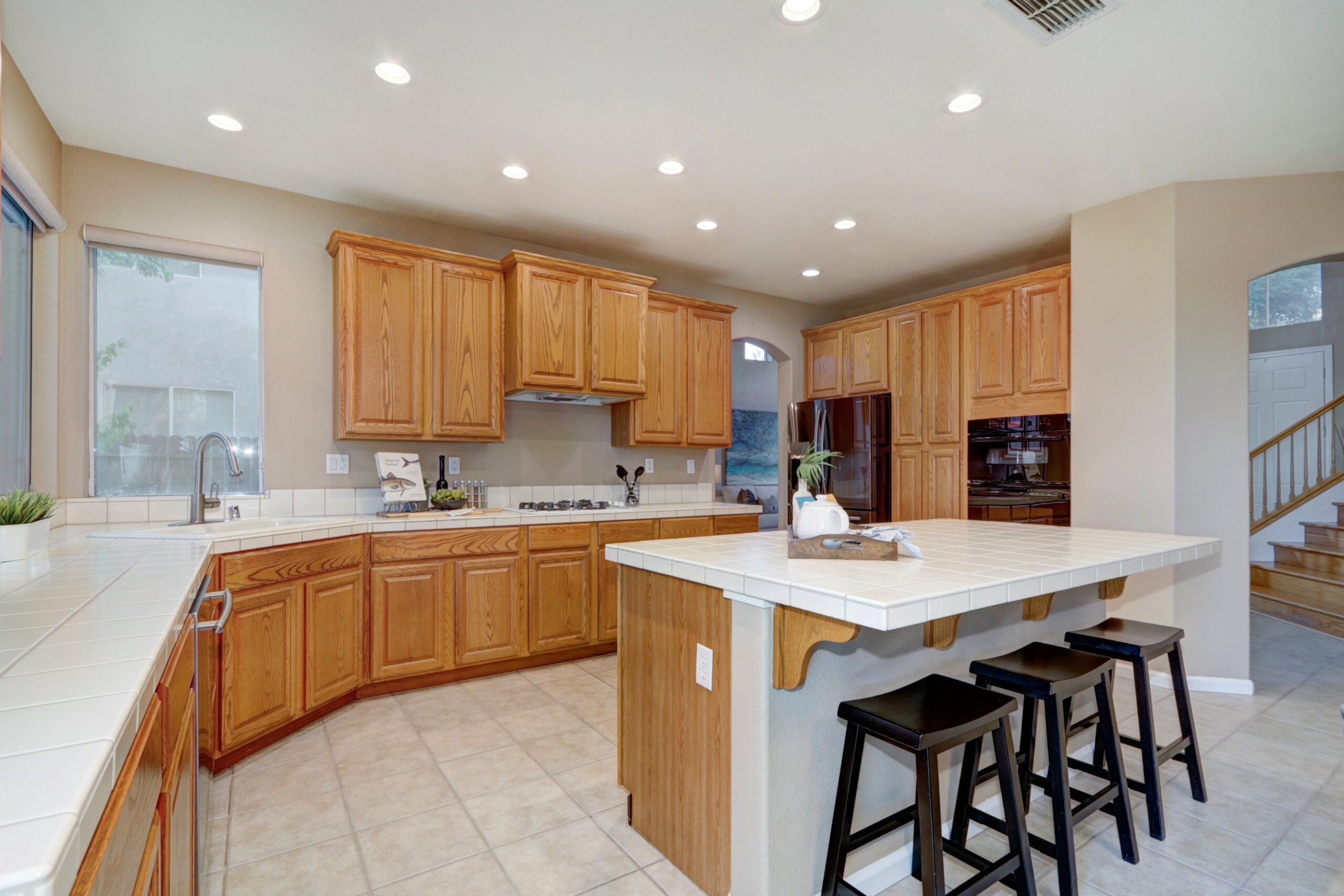 Danielle_Dr_Roseville_7