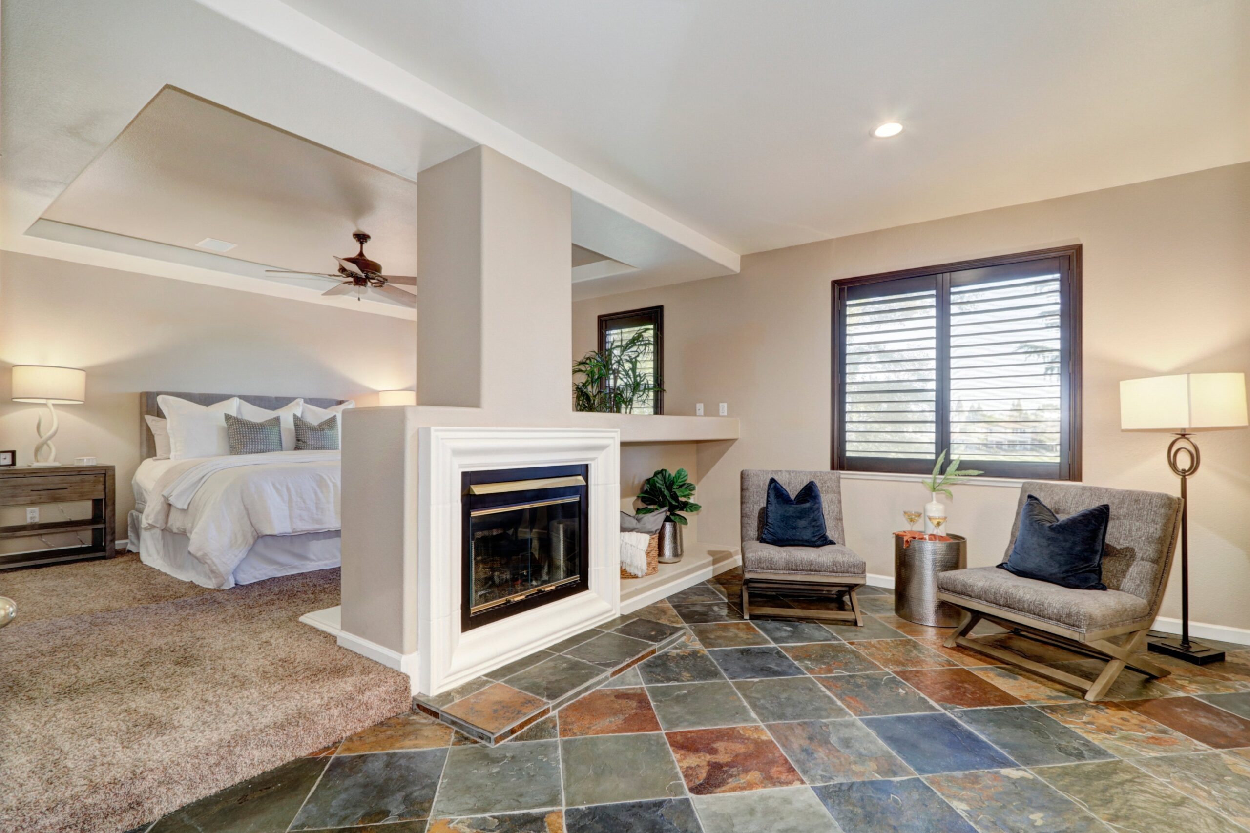 Danielle_Dr_Roseville_9
