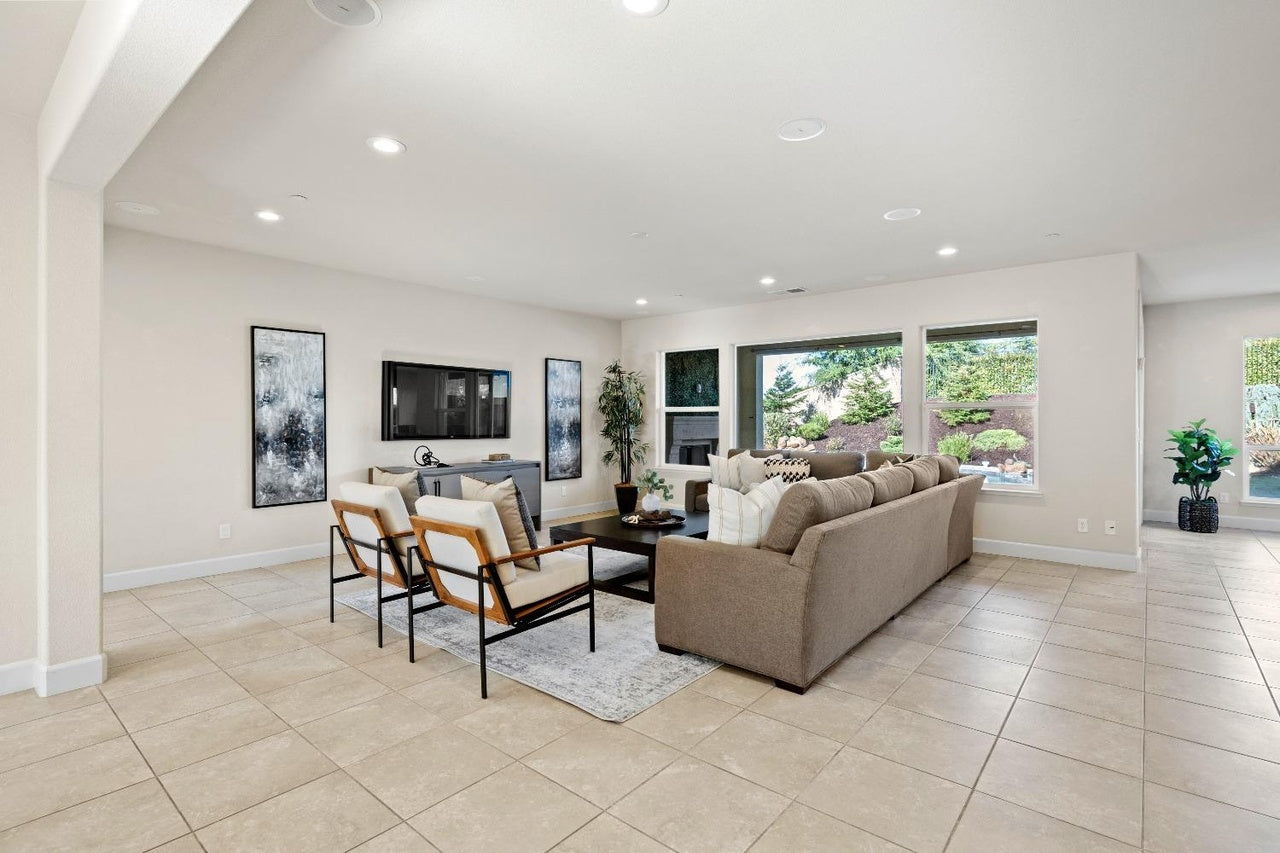 Derby_Way_Roseville_1