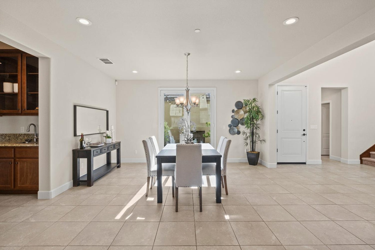 Derby_Way_Roseville_2