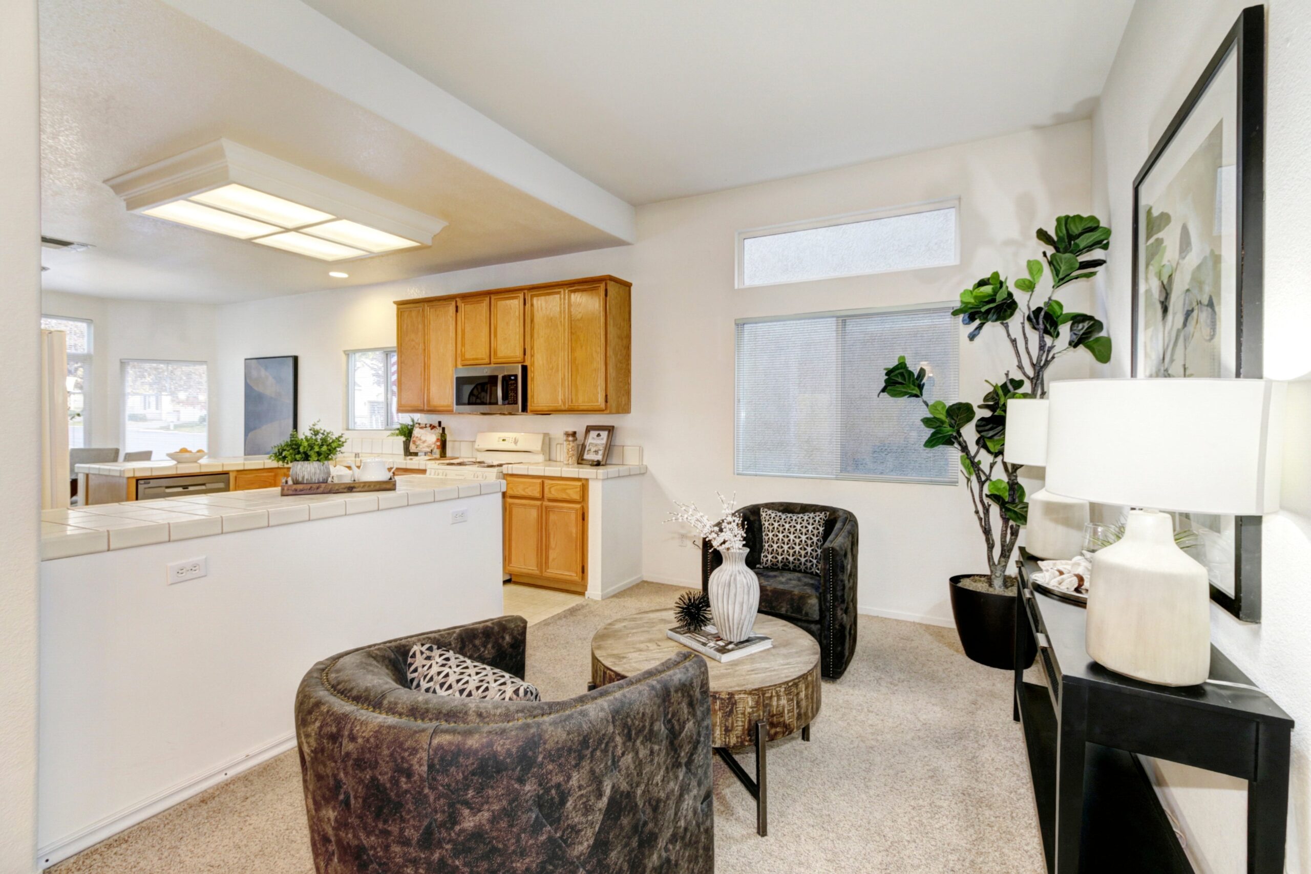 Diamond_Glen_Cir_Folsom_1
