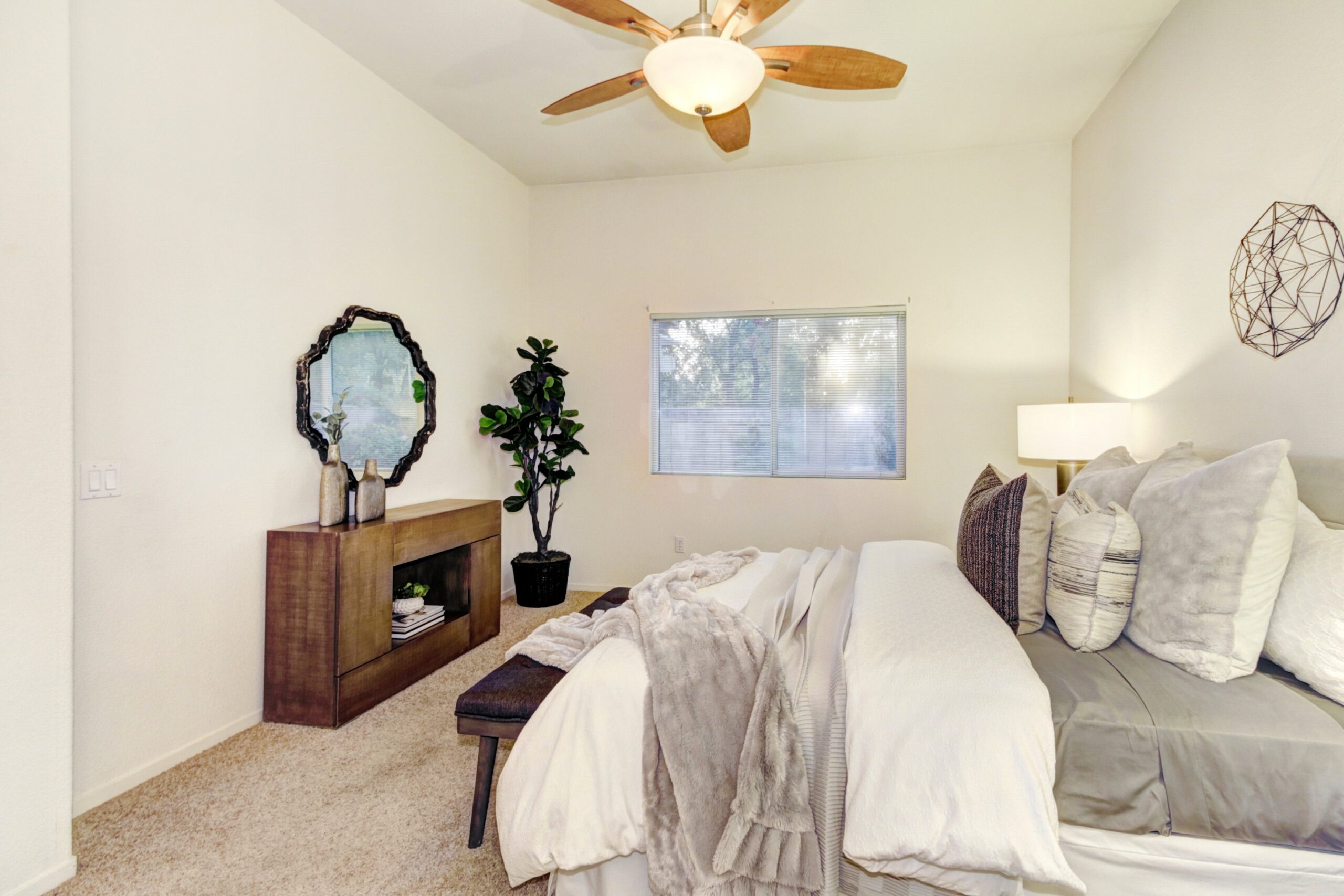 Diamond_Glen_Cir_Folsom_7