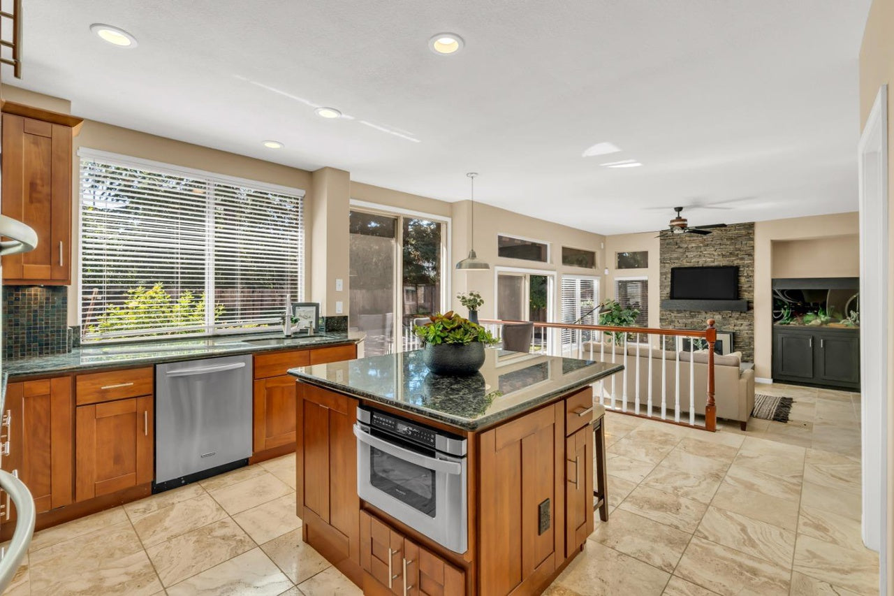 Dulverton_Cir_Folsom_18
