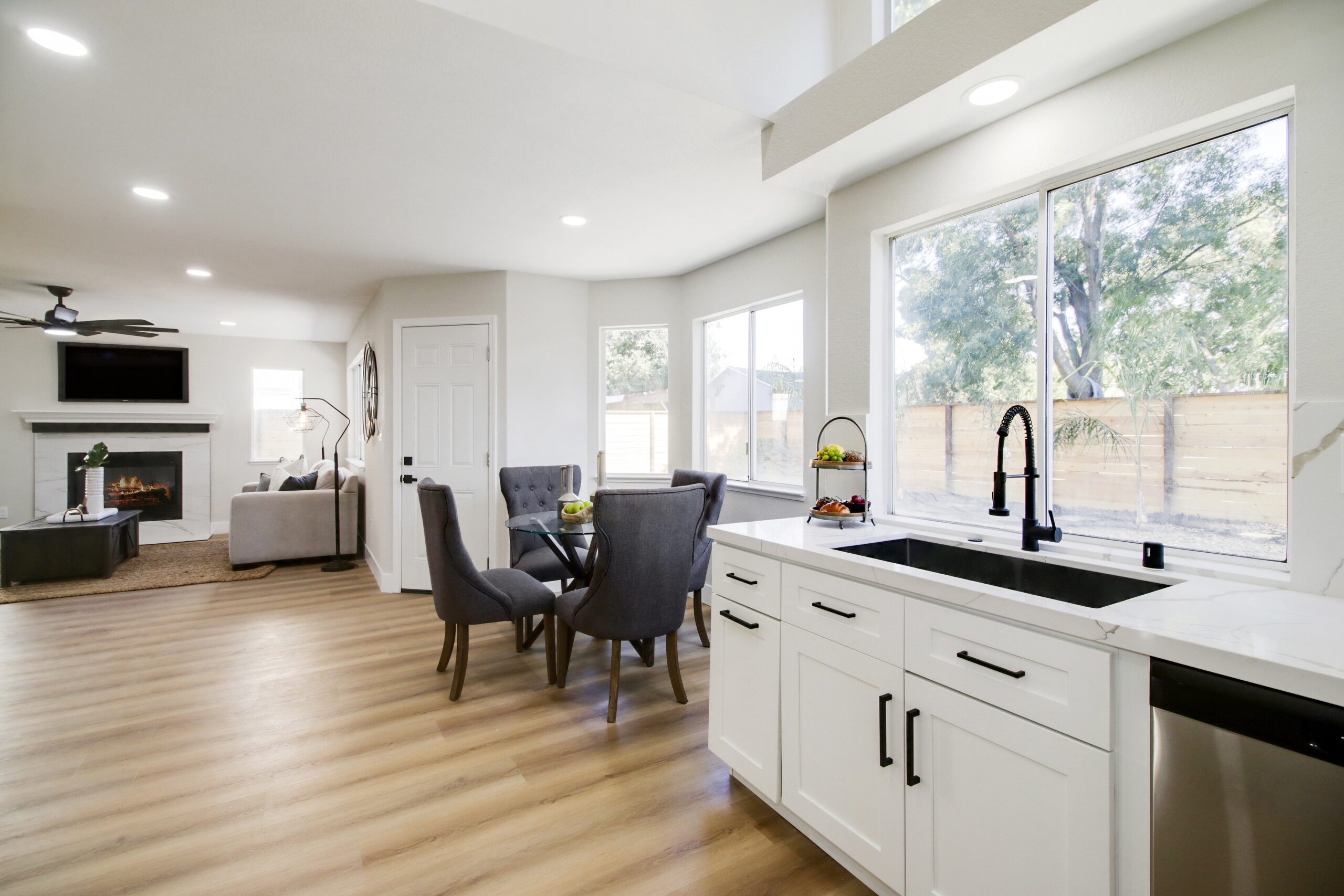 Erdman_Way_Sacramento_14