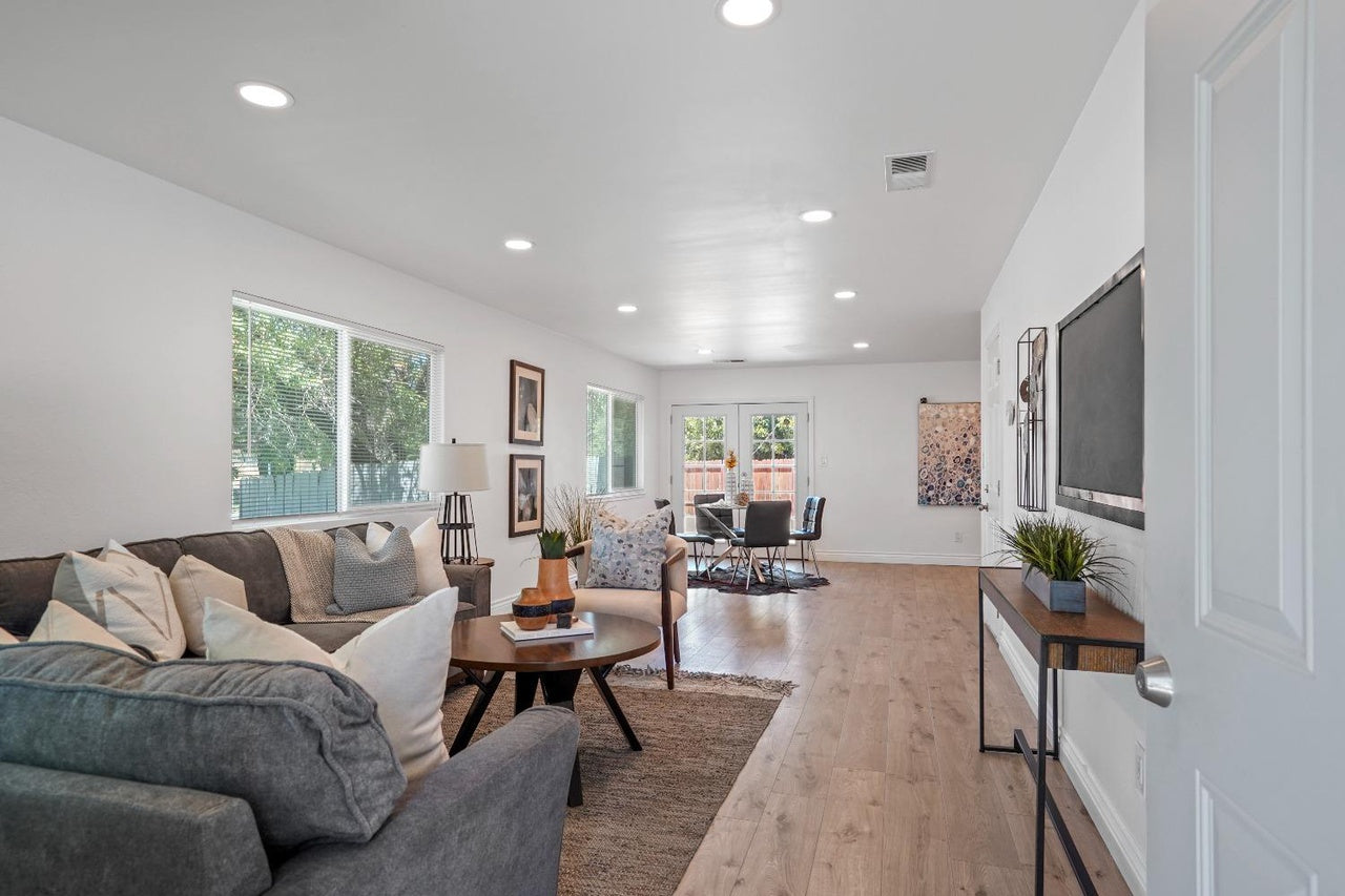 Fallis_Cir_Sacramento3