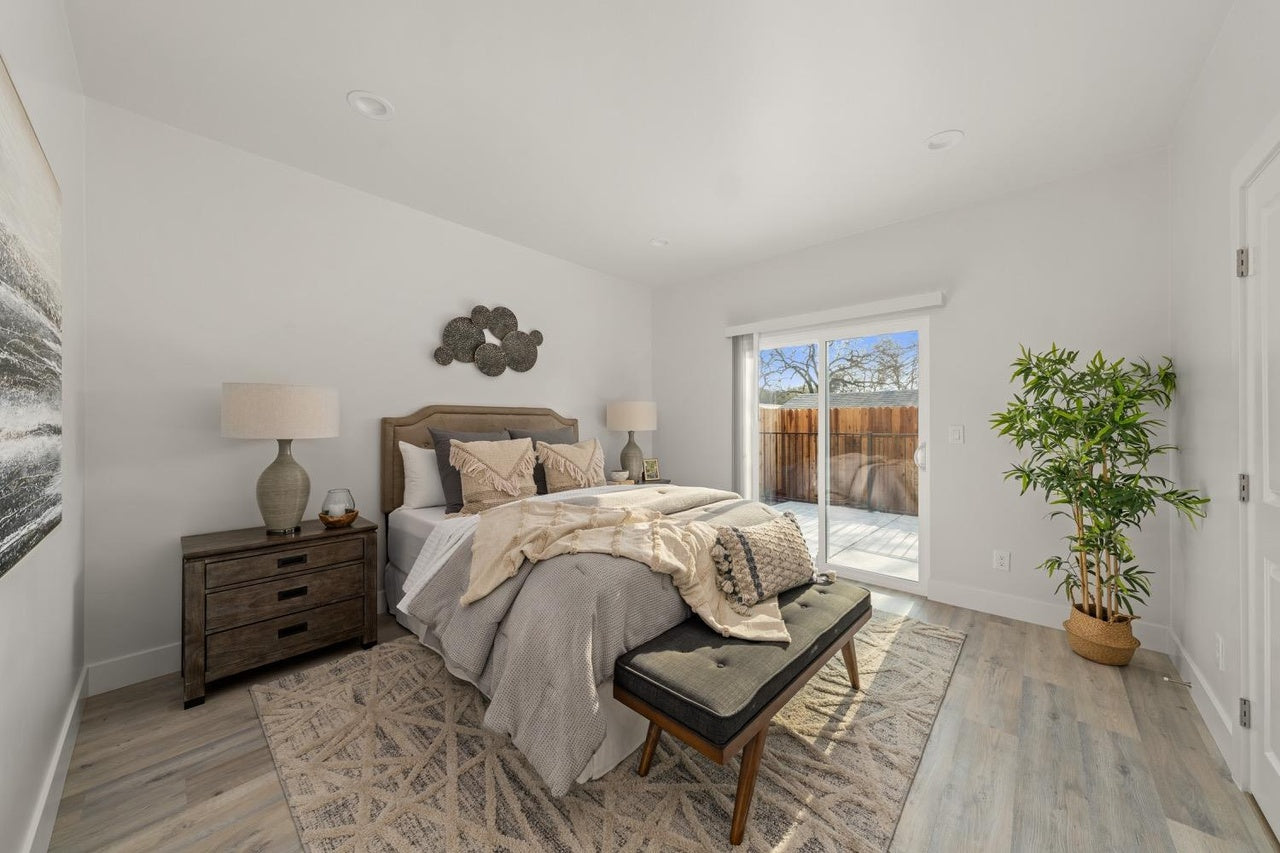 Farron_St_Rocklin_20