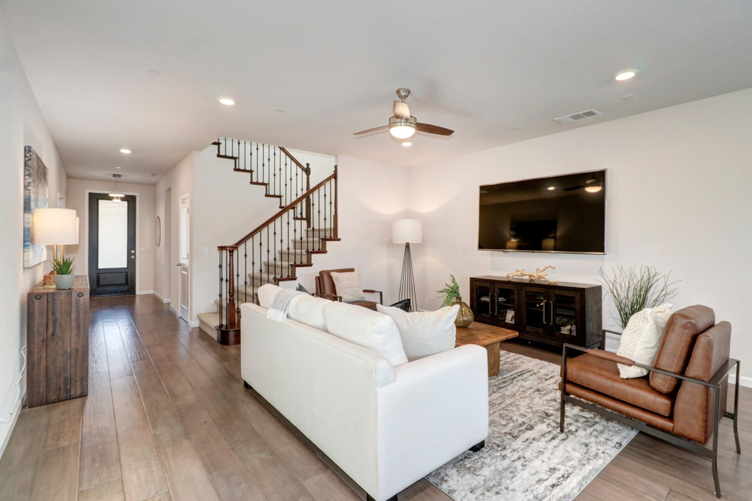 Fenway_Cir_Rocklin_3