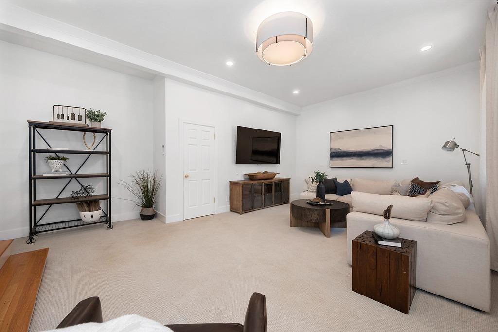 Five_Oak_Dr_Meadow_Vista_4