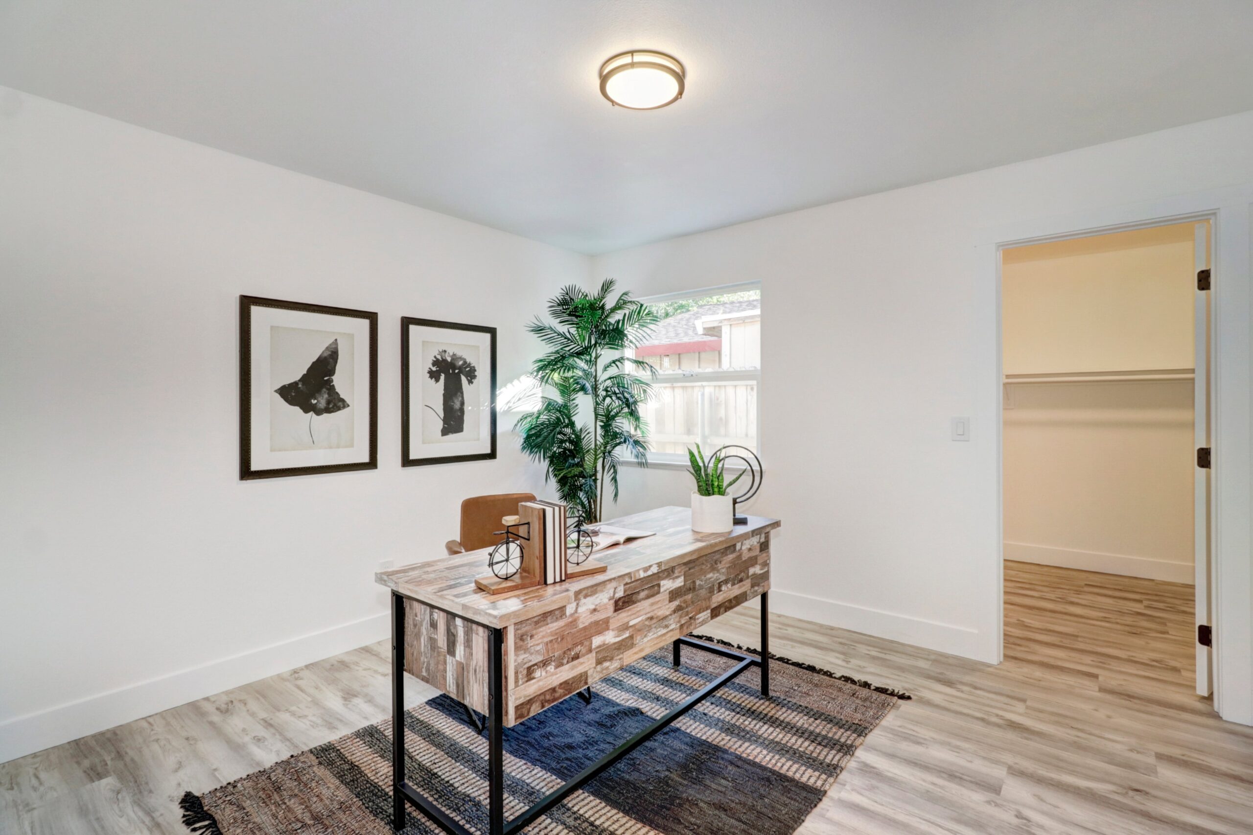 Glenrio_Way_Sacramento_5