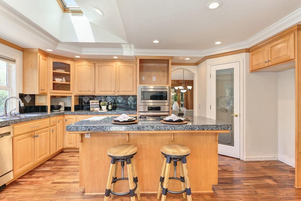 Greenborough_Dr_Roseville_8