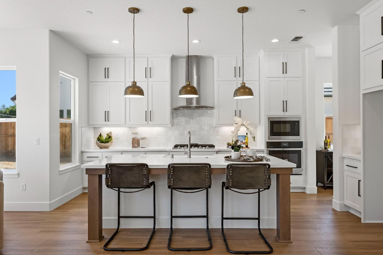 Grove_Cir_Loomis_12