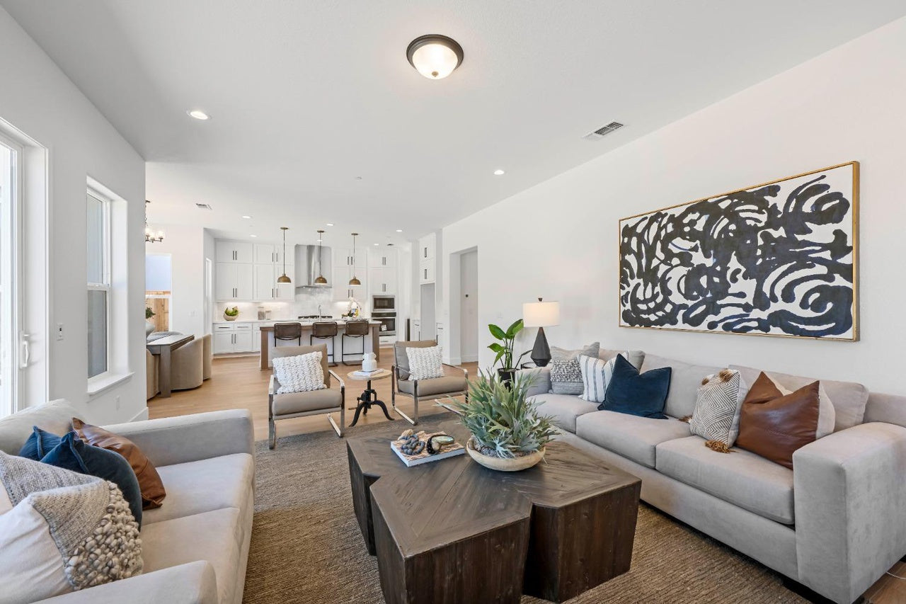 Grove_Cir_Loomis_2