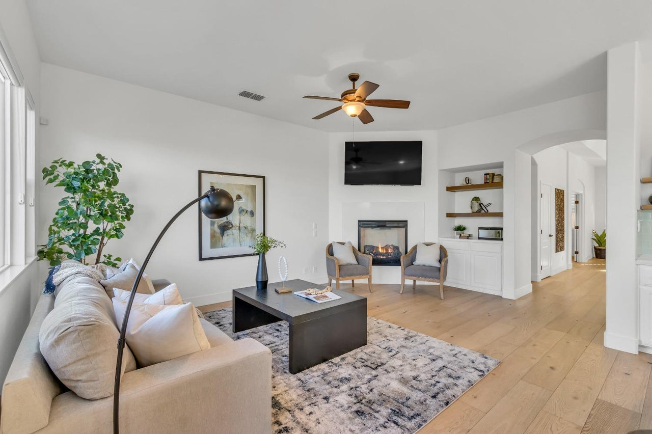 Halverson_Way_Roseville_4