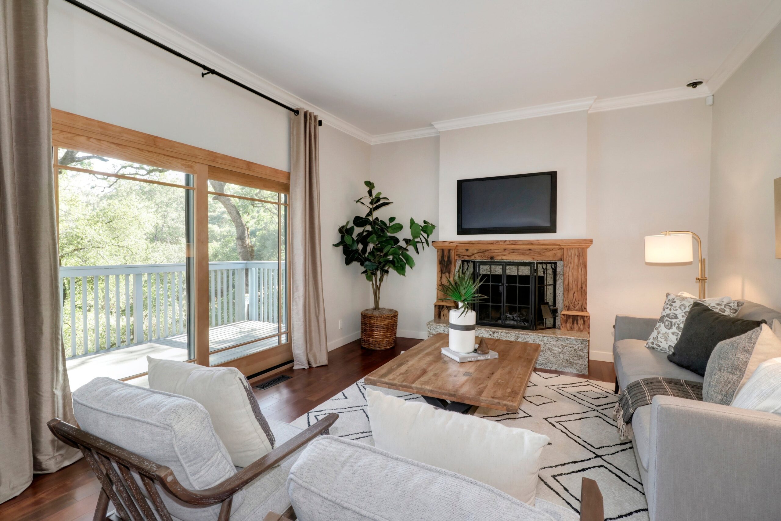 Hillswood_Dr_Folsom_10
