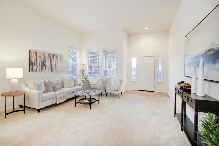 Luxury Home Staging | Hyde Park Cir Antelope 1