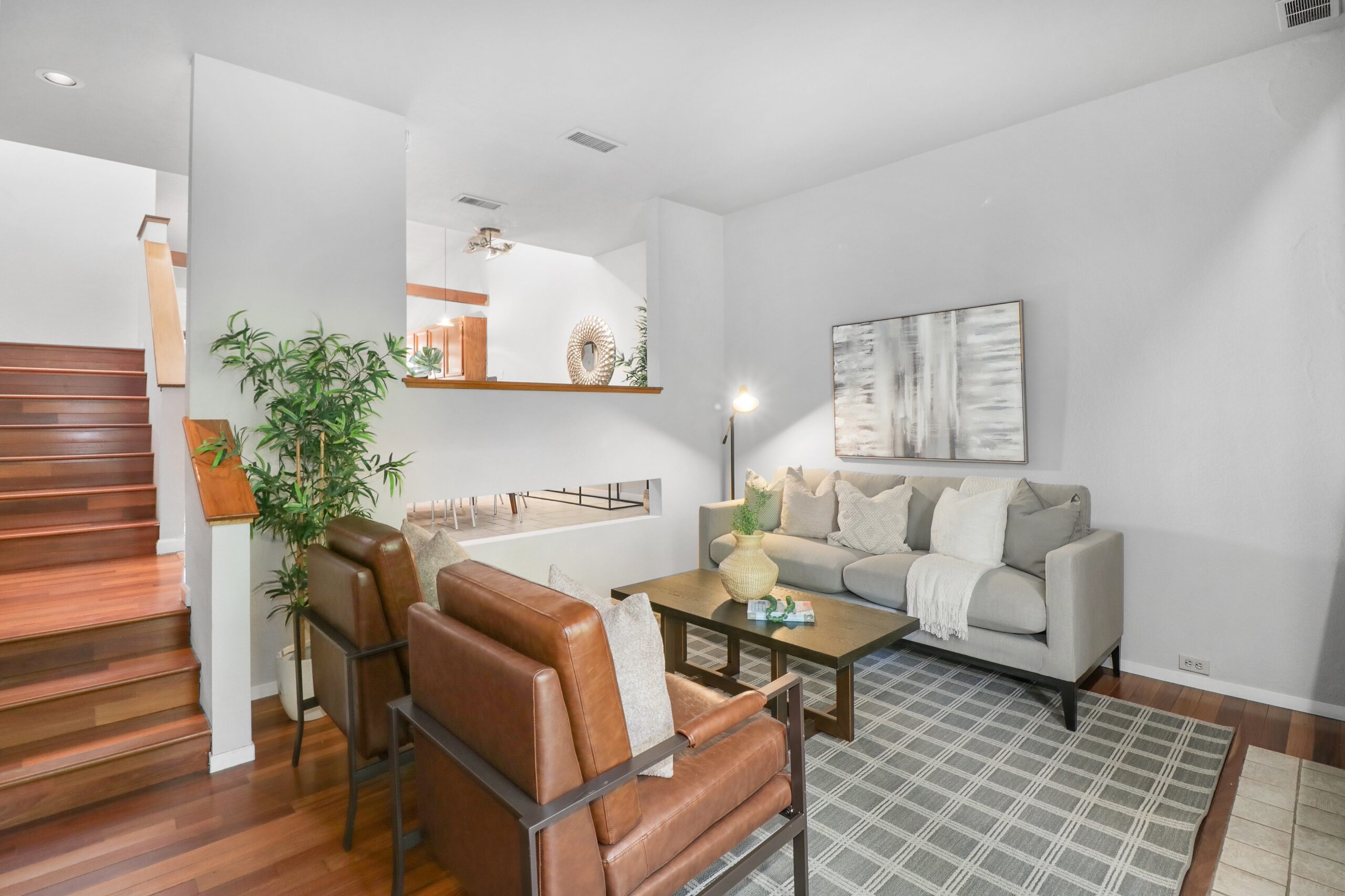 I_St_Unit_D_Sacramento_12