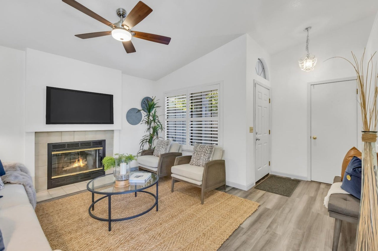 Ivydale_Cir_Elk_Grove_12