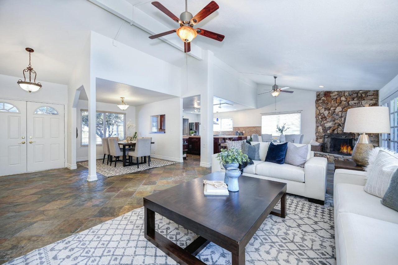 Kifisia_Way_Fair_Oaks_8