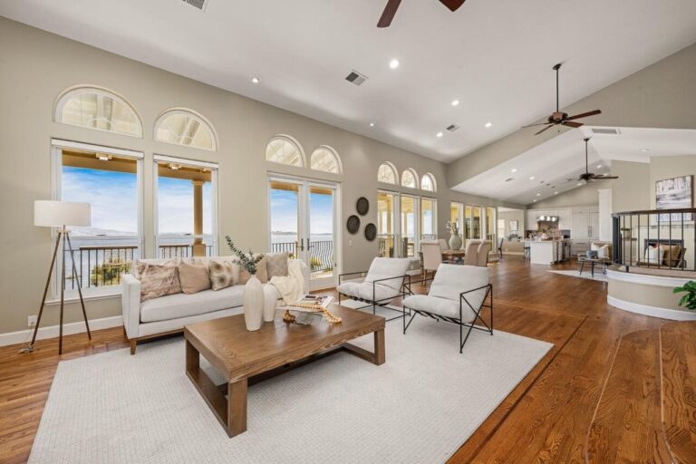Lakeshore Dr, Granite Bay | Blushing Geek