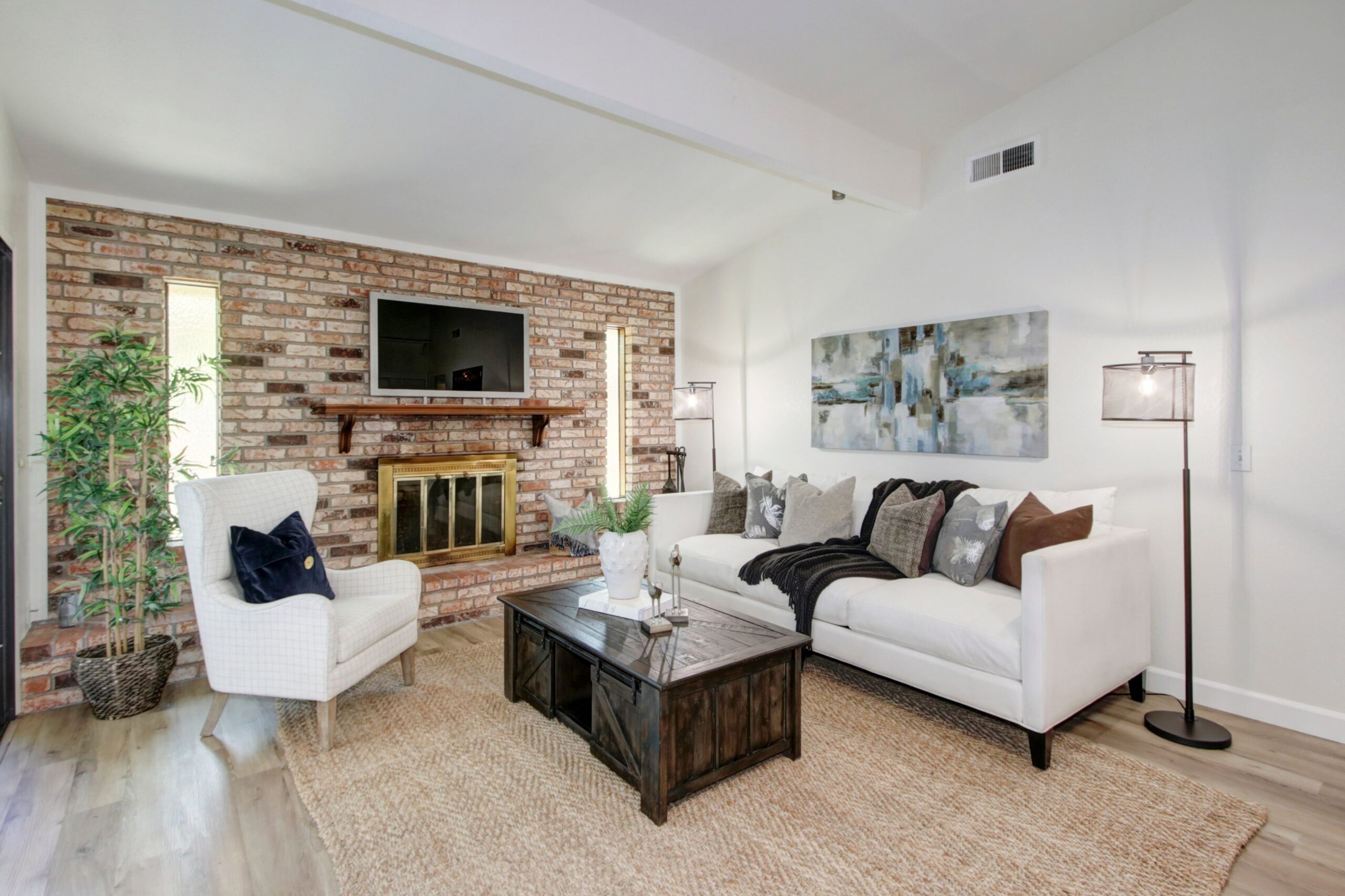 Larkin_Dr_Roseville_1