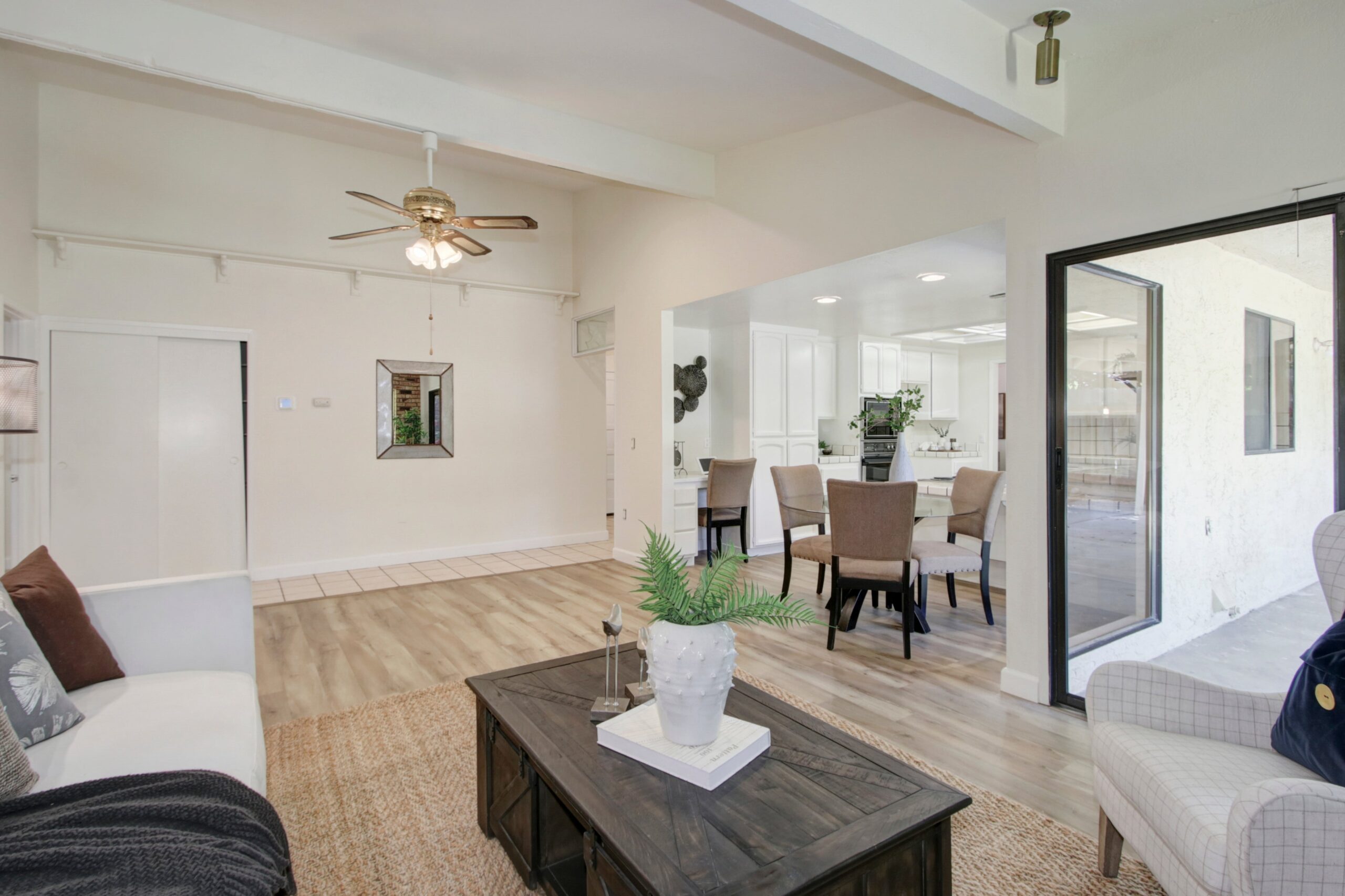 Larkin_Dr_Roseville_2