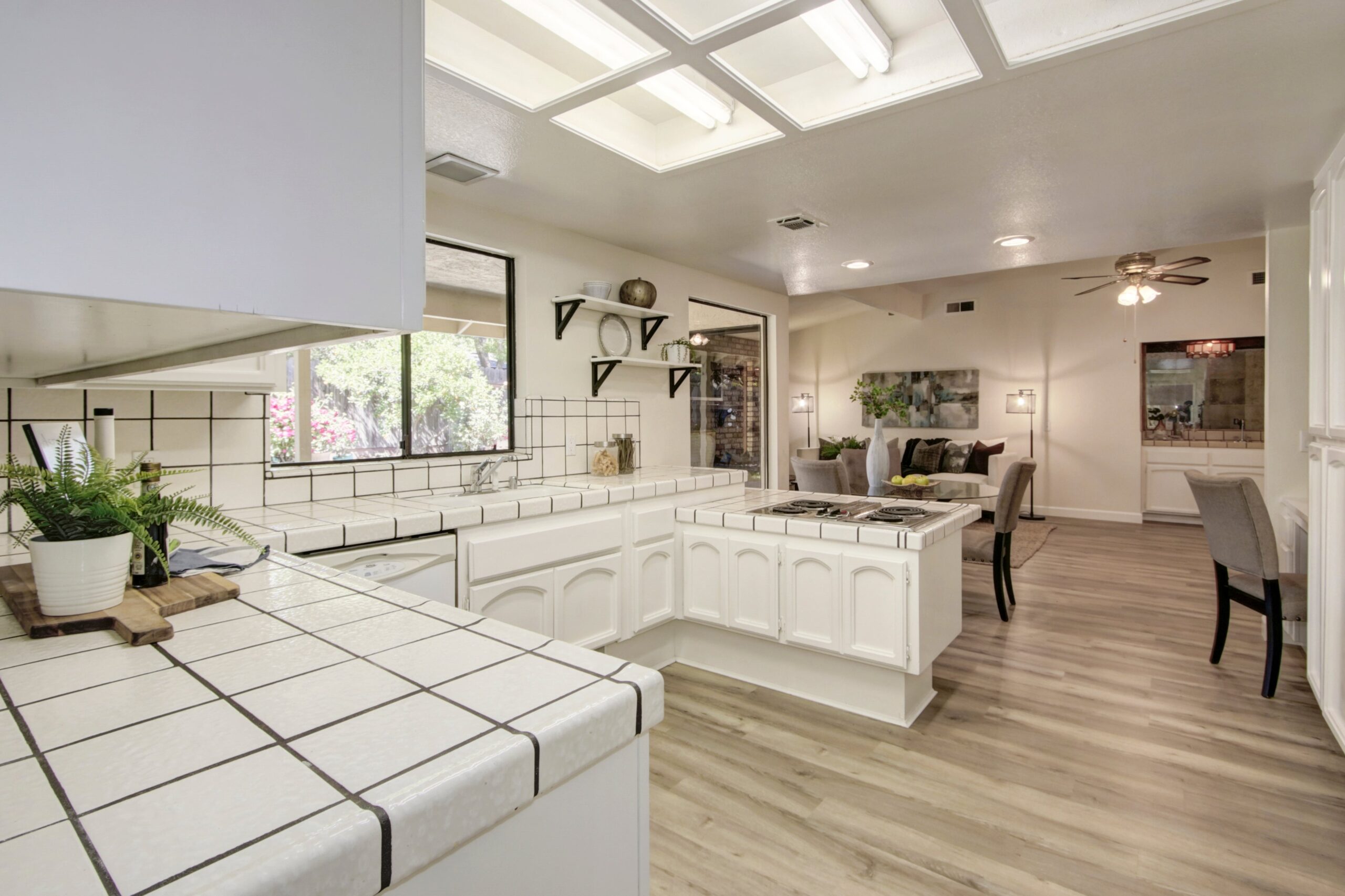Larkin_Dr_Roseville_5
