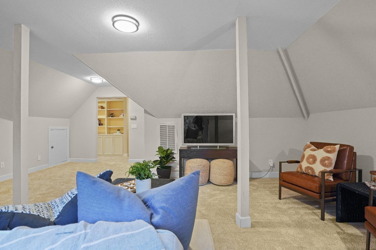 Lexington_Cir_Loomis_9