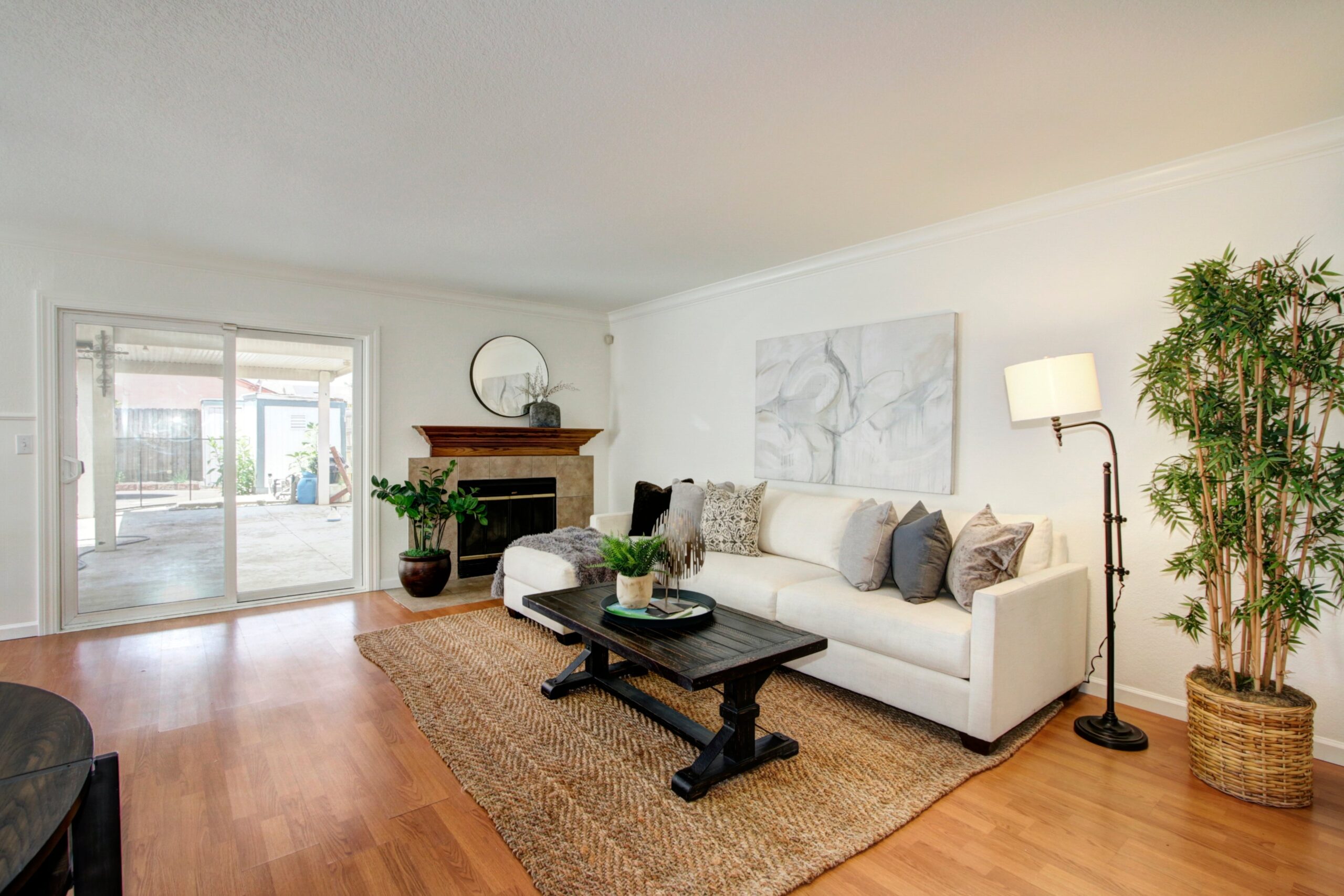 Lomand_Ct_Sacramento_9