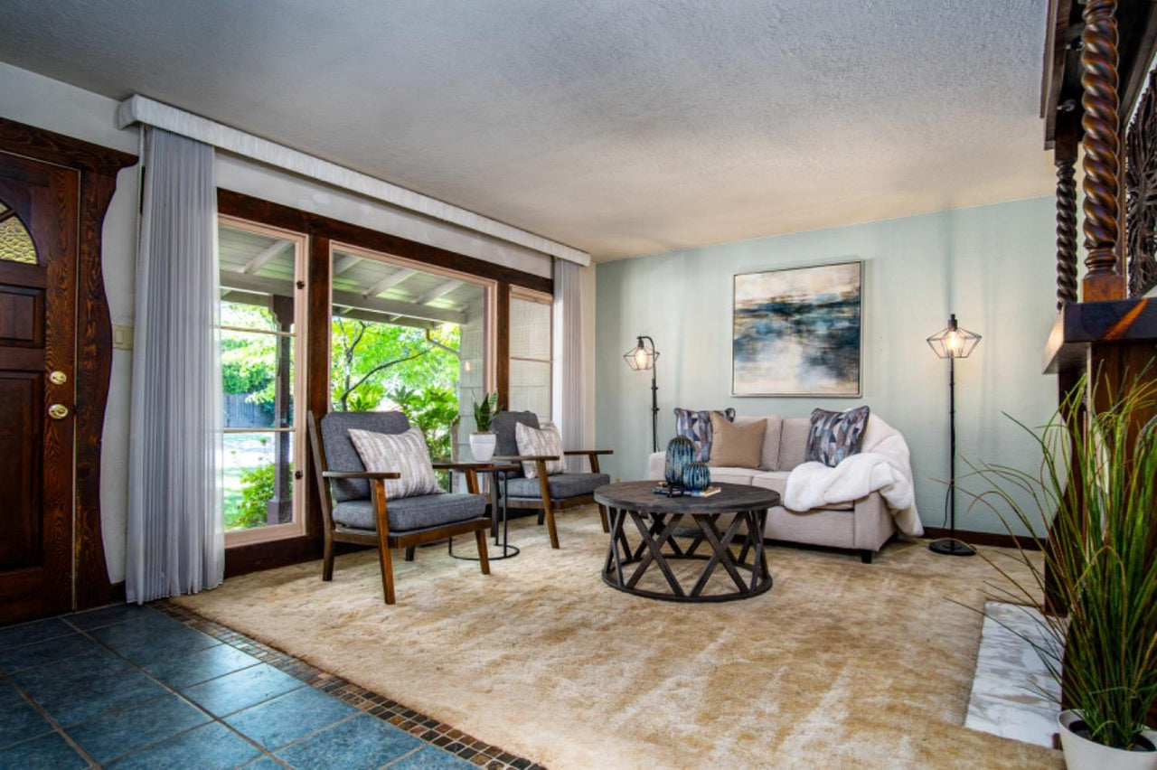 Loreto_Way_Sacramento_1