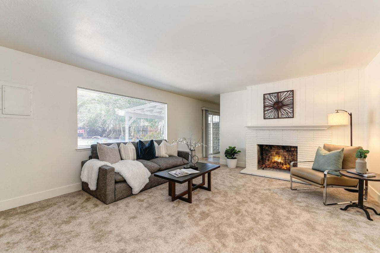 Los_Feliz_Way_Carmichael_7