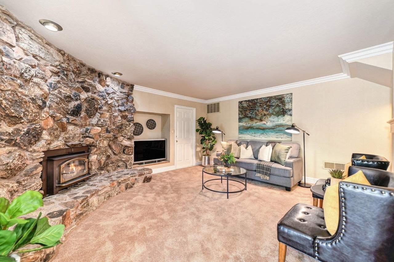 Mercer_Way_Fair_Oaks_8