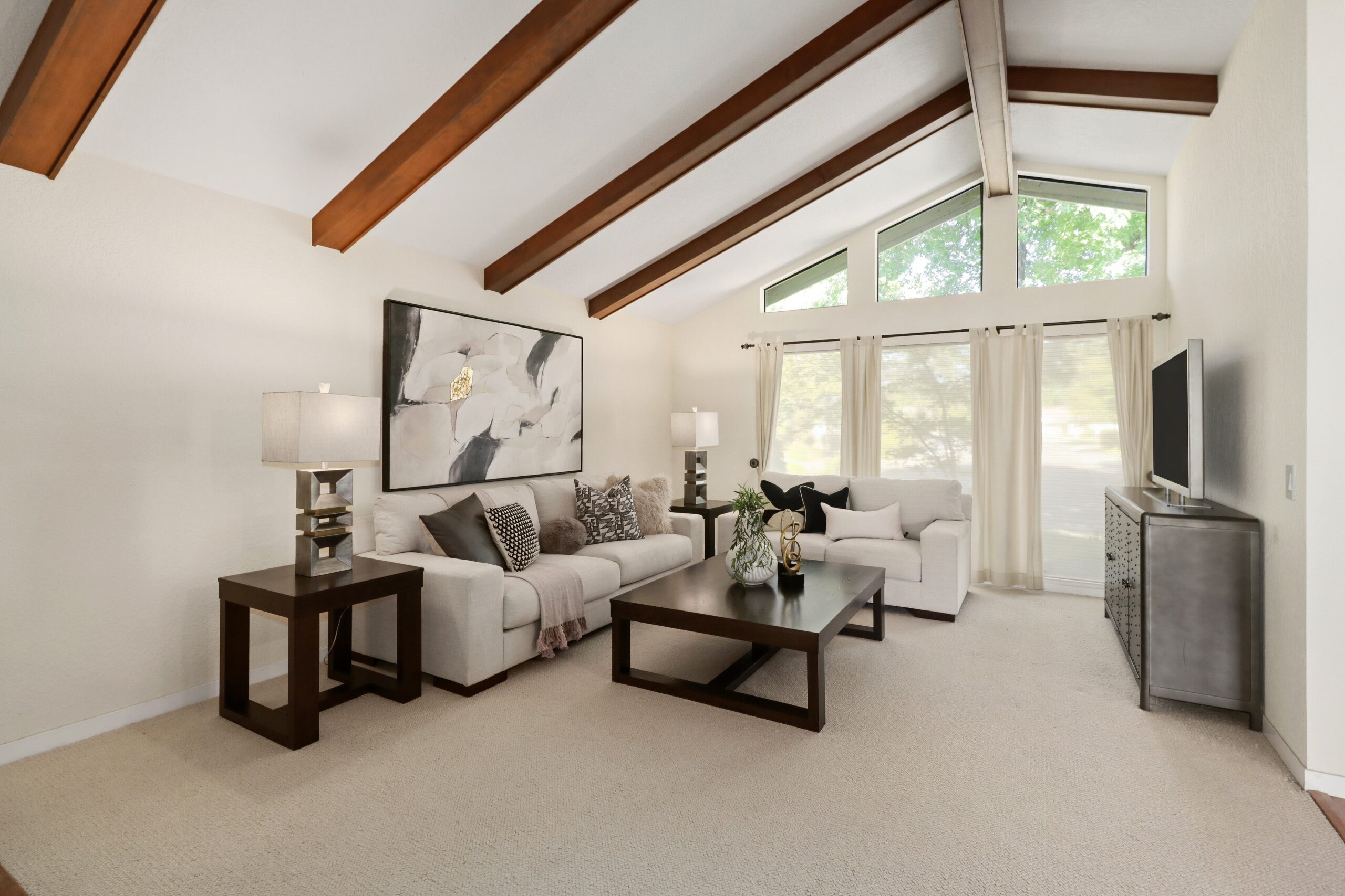 Milmar_Way_Sacramento_1