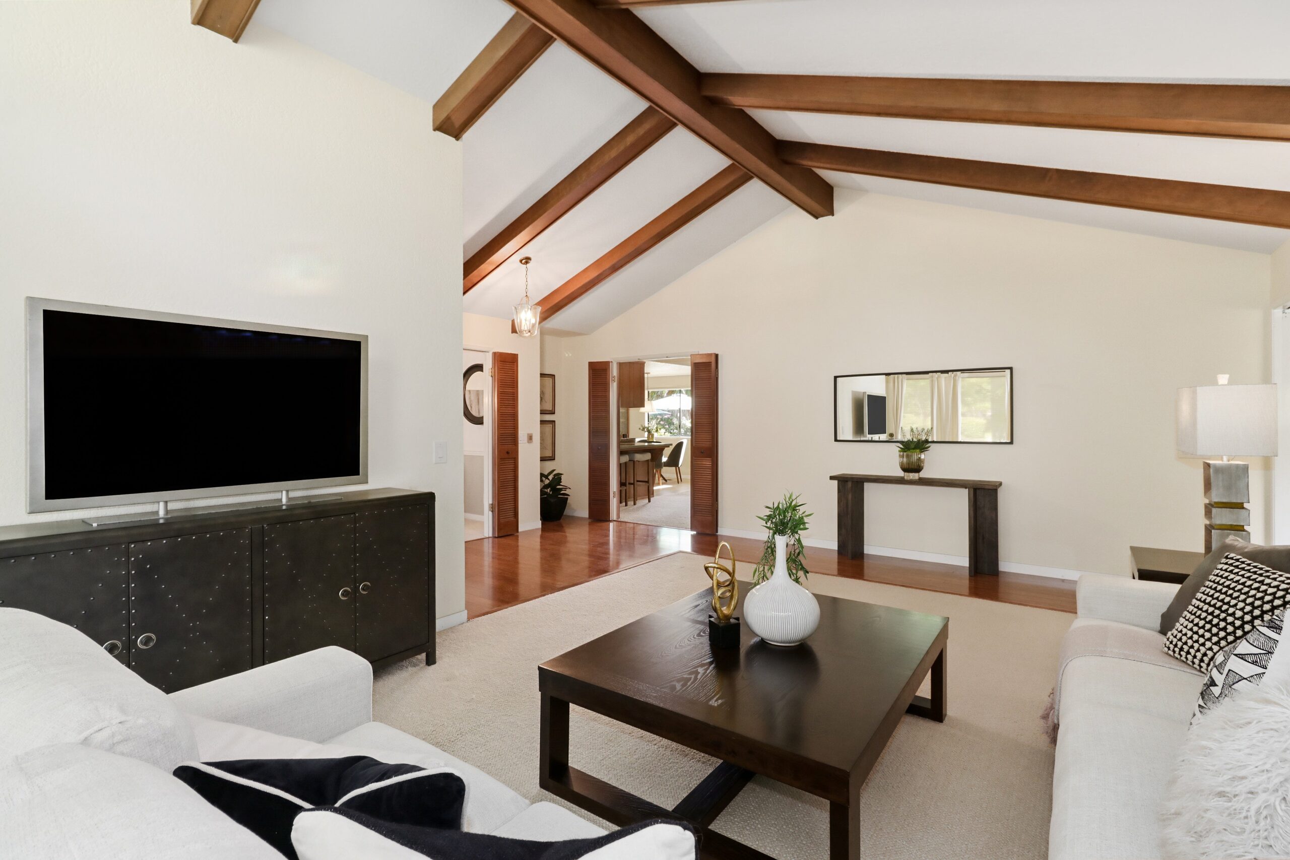 Milmar_Way_Sacramento_4