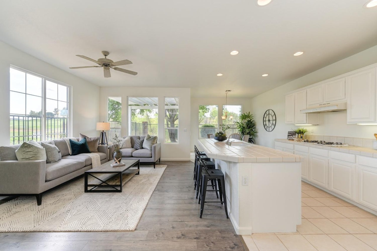 Muirkirk_Ct_Folsom_15
