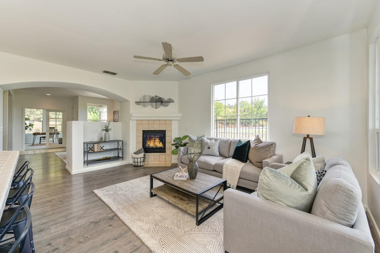 Muirkirk_Ct_Folsom_2