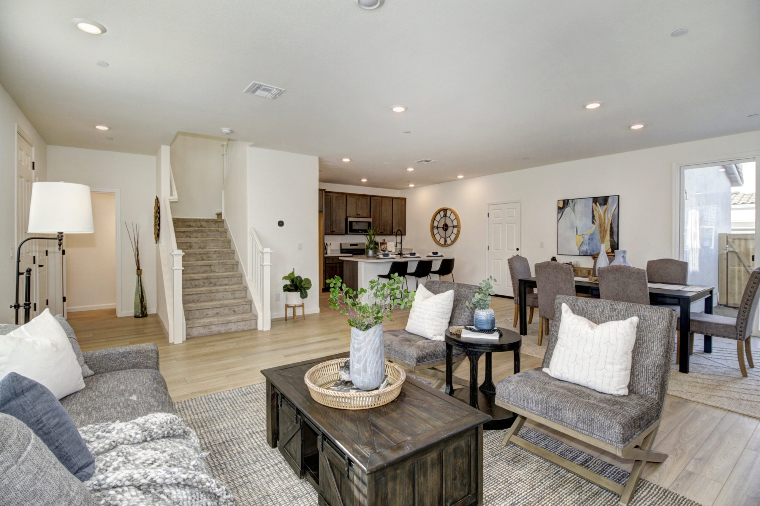 Ocho_Way_Elk_Grove_2
