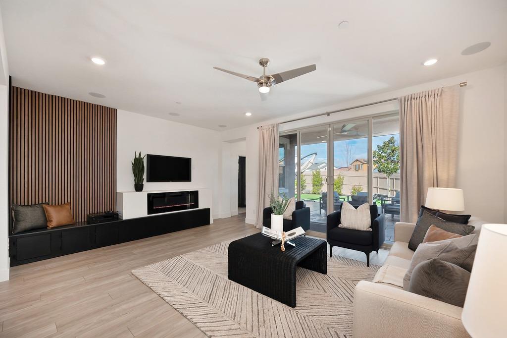 Opaline_Ct_Rancho_Cordova_10