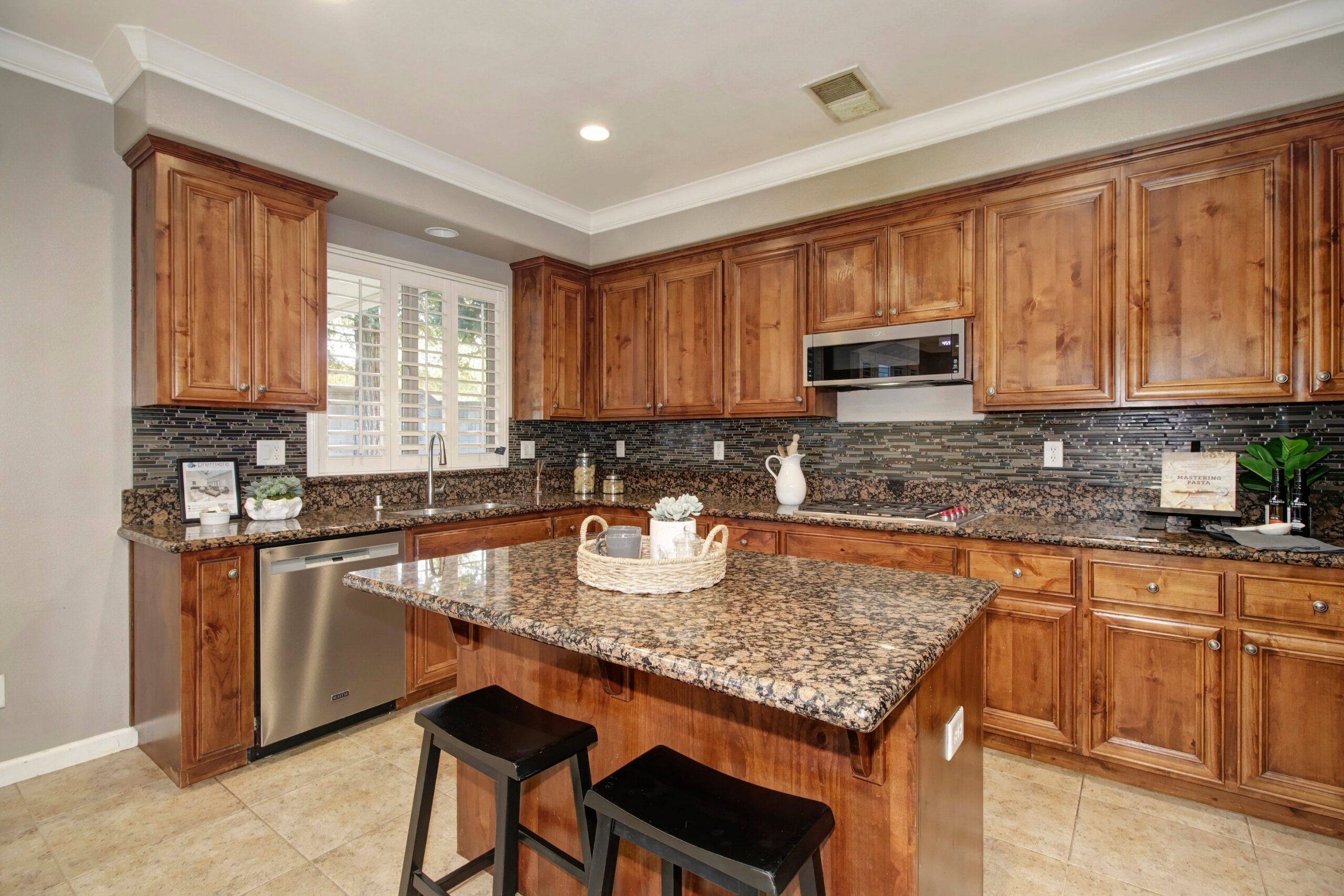 Patina_Ct_Roseville_3