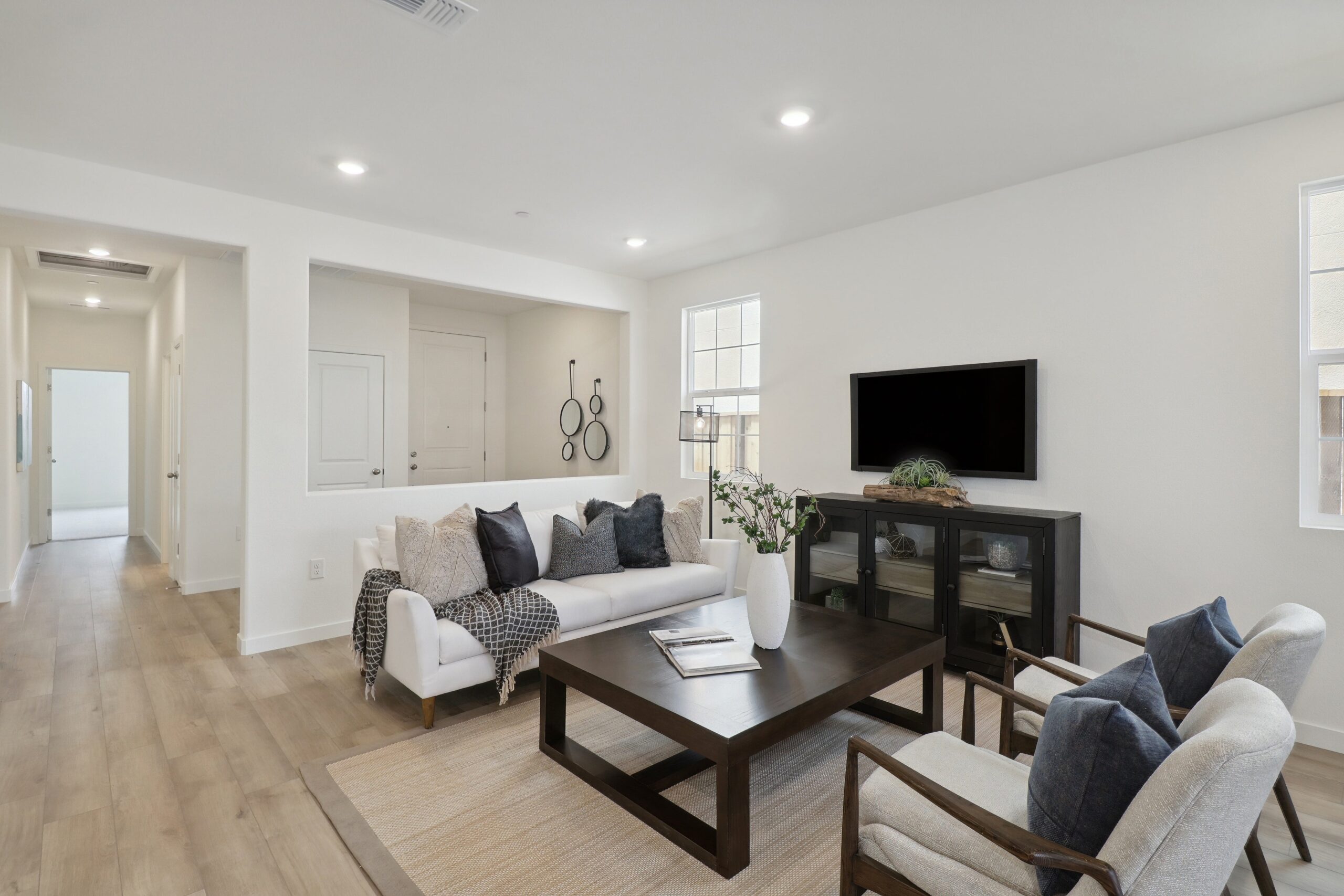 Ramy_Cir_Elk_Grove_12