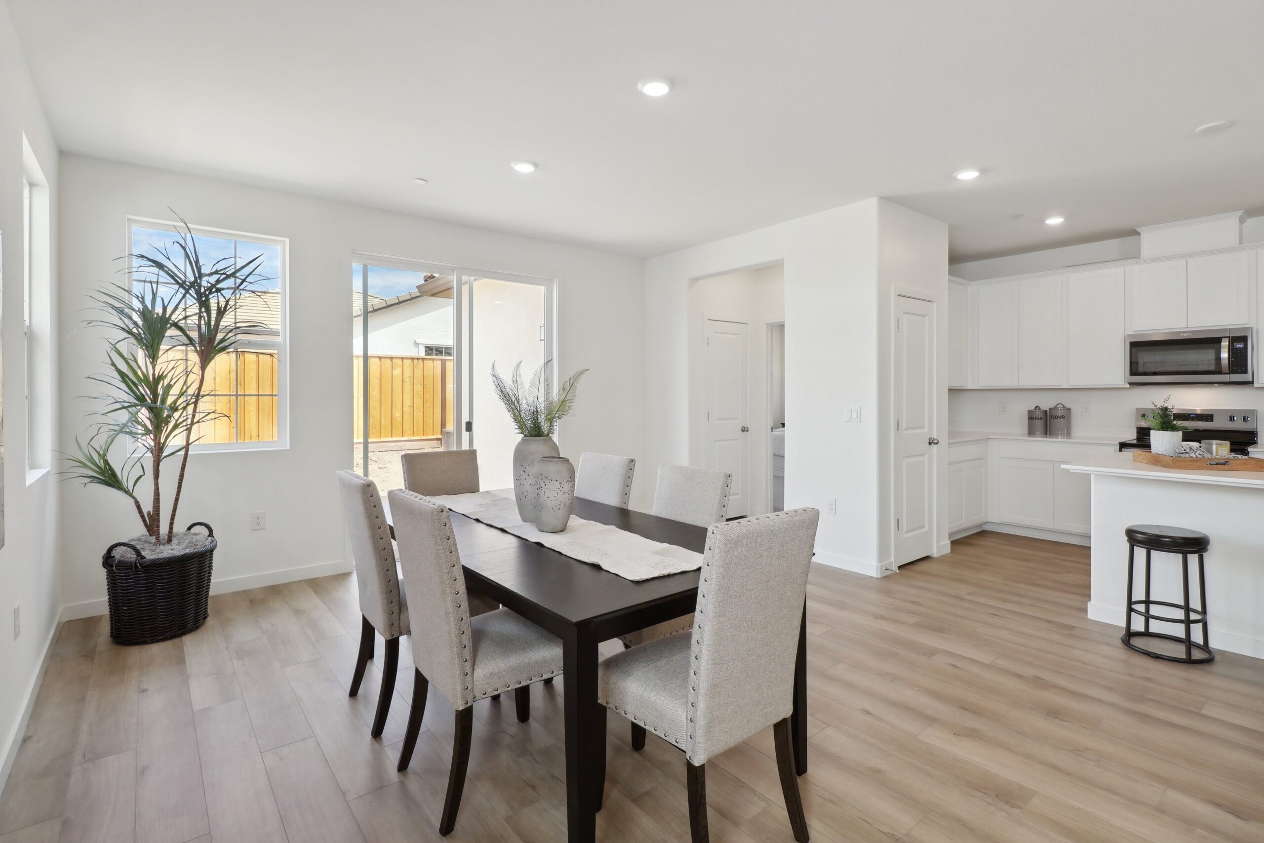 Ramy_Cir_Elk_Grove_3