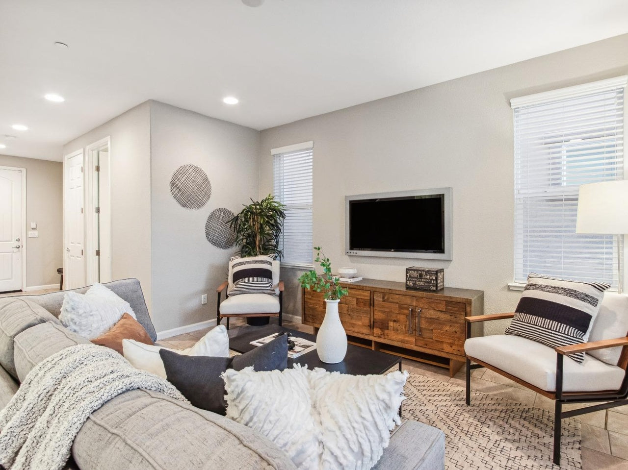 Roma_Way_Roseville_1