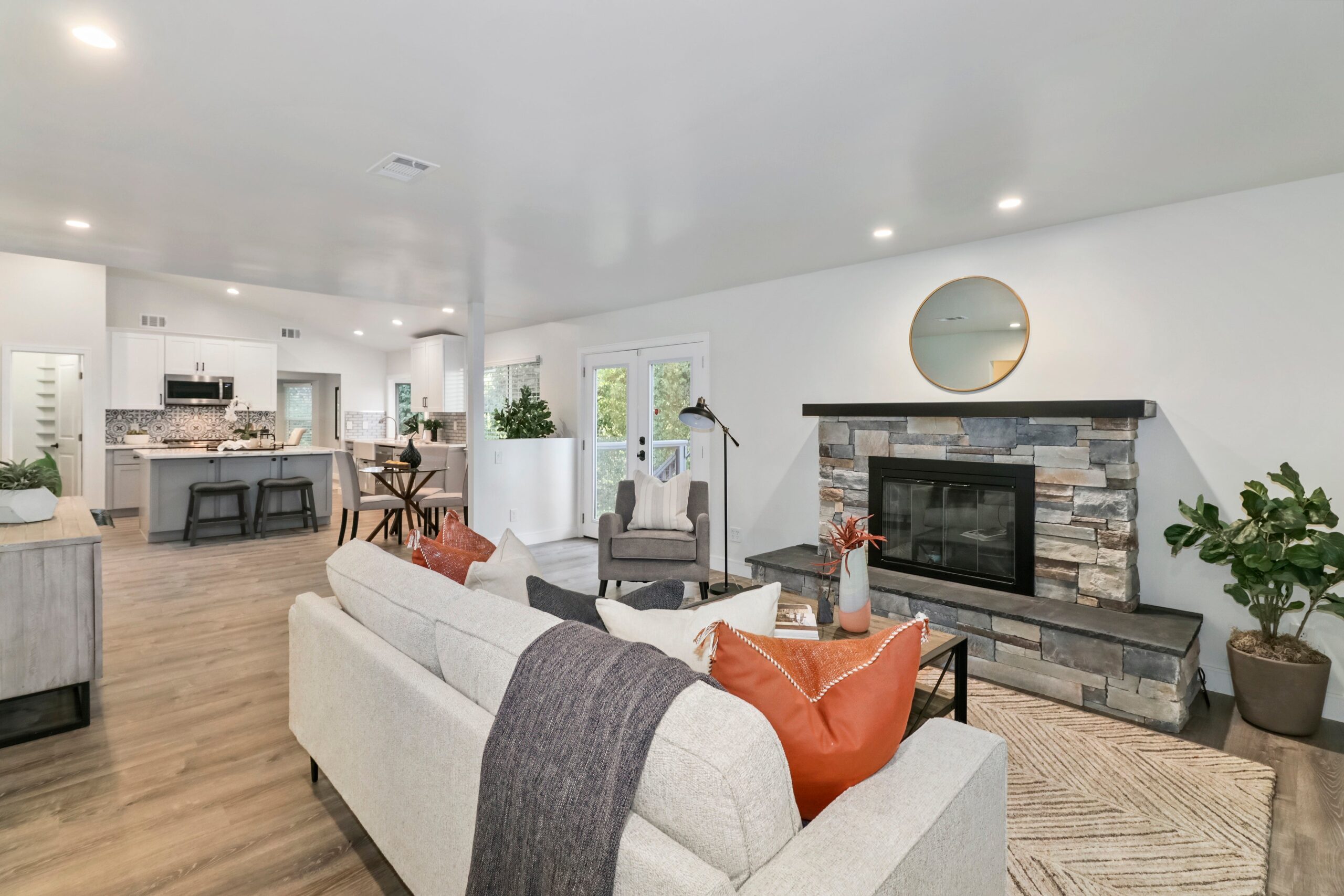 Salmon_Dr_Roseville_16