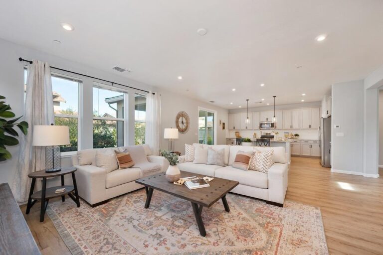 Luxury Home Staging | Scott Ct Woodland 1