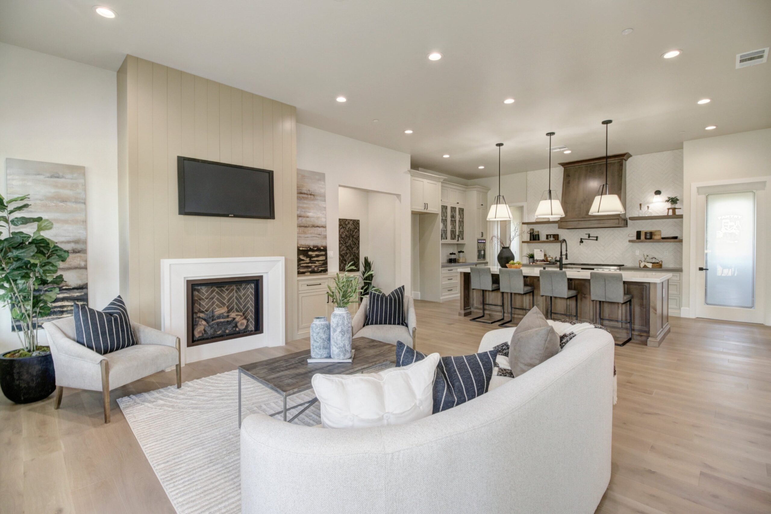 Sundance_Ct_Loomis_6