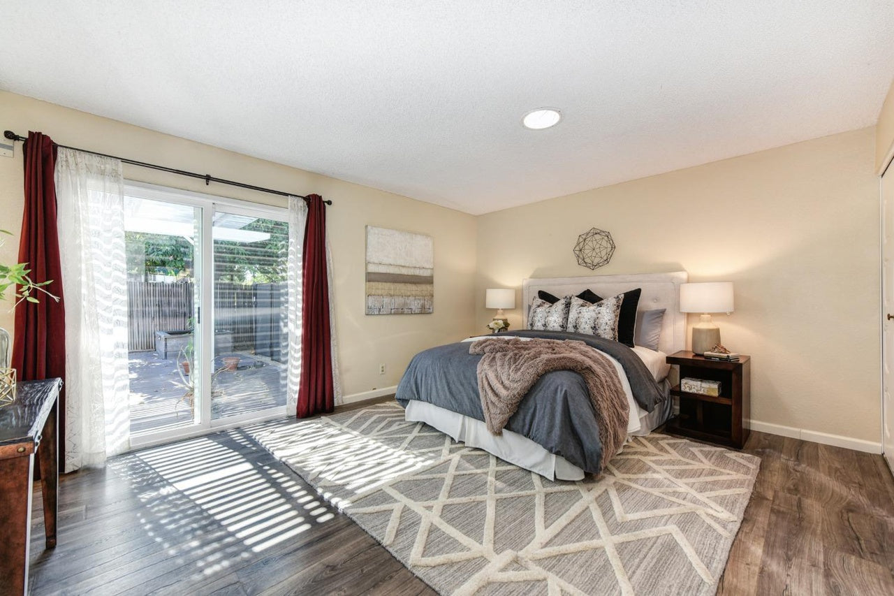 Sungold_Way_Sacramento_7