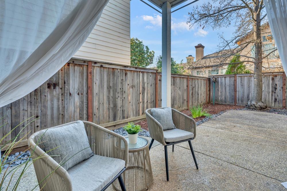 Sutcliffe_Cir_Folsom_14