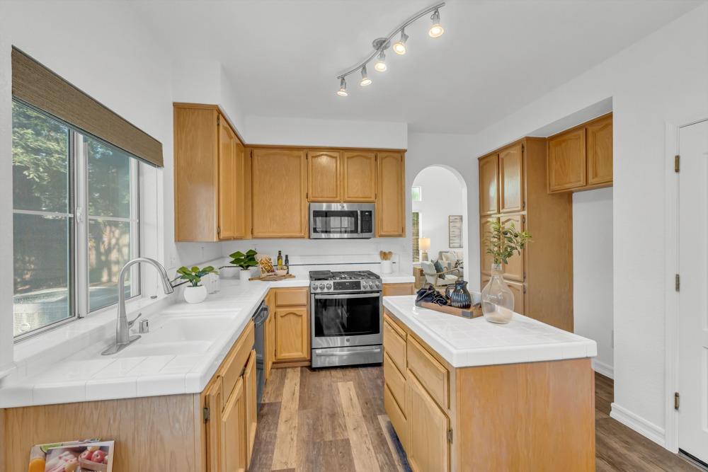 Sutcliffe_Cir_Folsom_6