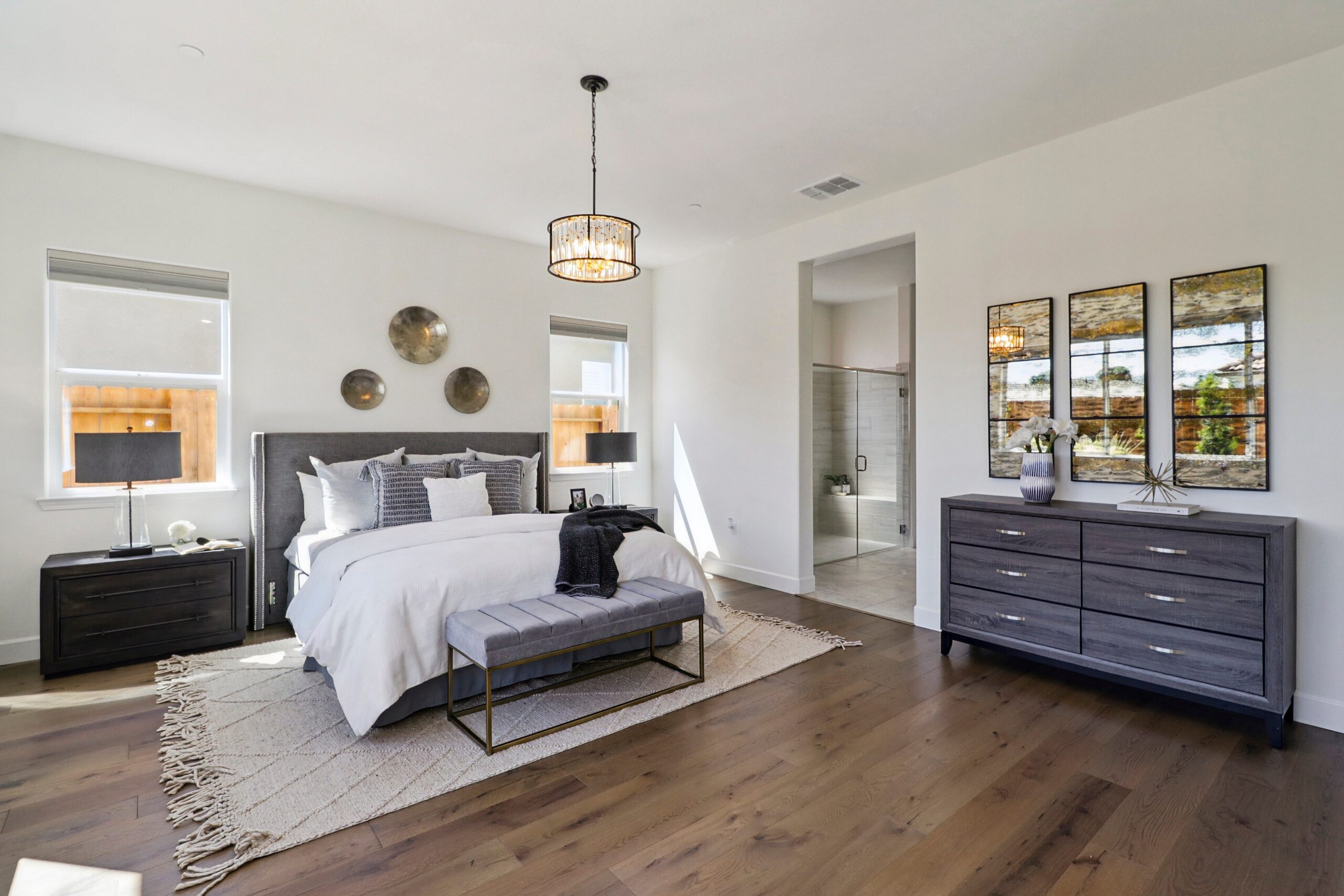 Trumpet_Lily_Way_Roseville_8